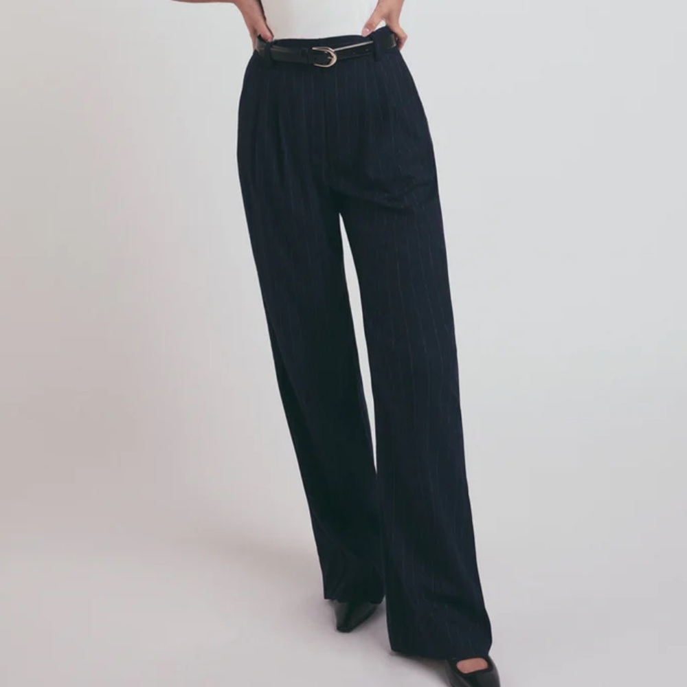 NEVER WORN Favorite Daughter - The Favorite Pant in Navy Pinstripe, size 12